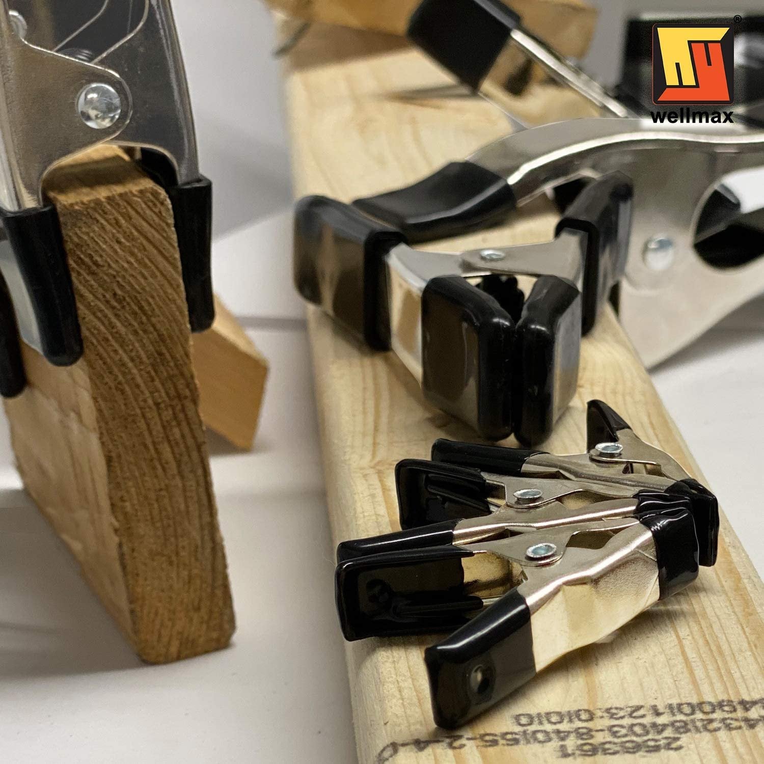 Wellmax 16PC Metal Spring Clamps Set, Heavy Duty Clips for Clamp Woodworking and Backdrops, 8pc 2 inch, 4pc 4 inch and 4pc 6 inch