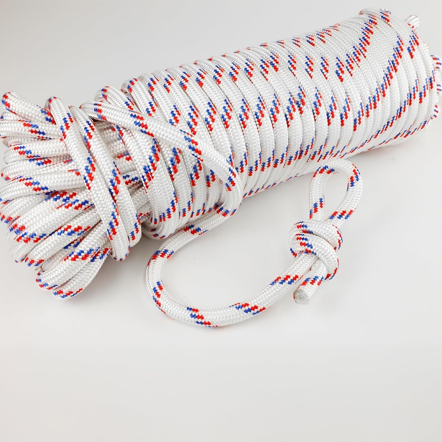 Wellmax Diamond Braid Nylon Rope, 1/2 in X 100 Foot with UV Protection and Weather Resistance, Red and White